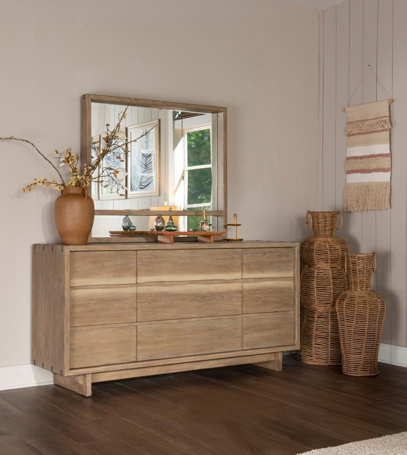 Stillwater Dresser with Mirror / CS-222803M